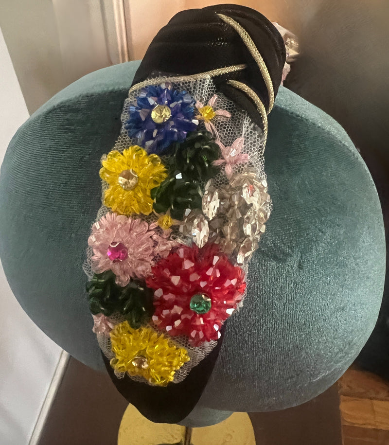 Styled to Shine on Camera Statement Accessories Kit: PLAYFUL WHIMSY