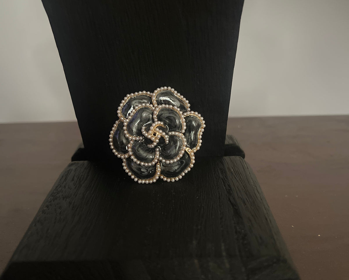 Styled to Shine on Camera Statement Accessories Kit- CLASSIC ELEGANCE